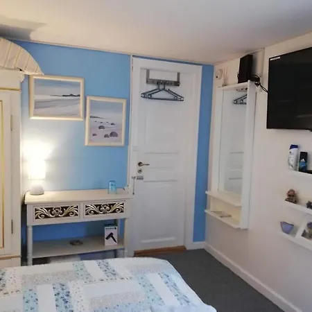 The Foresters House- Idyllic Tranquility- Non Smokers Only B&B